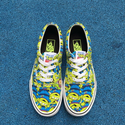 Low Top Lace Shoes Men--001